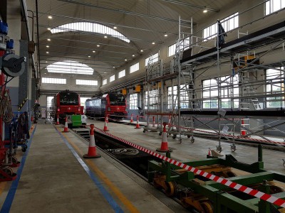 Impianto di manutenzione Siemens di Novara con le prime due locomotive E 193 arrivate