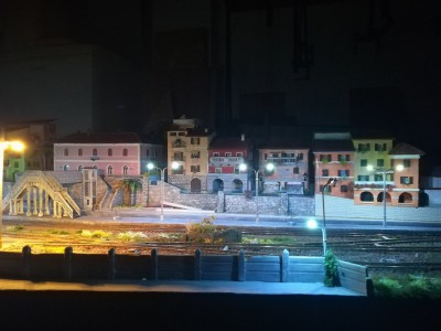 la stazione e il borgo