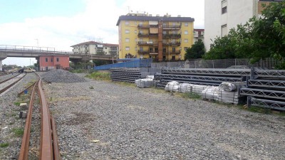 Pali LS e mensole a Corgliano
