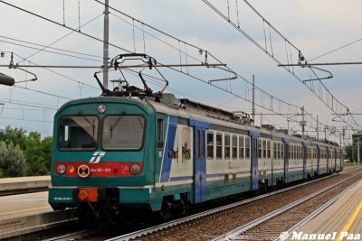 Complessi di elettromotrici e rimorchi ALe 582